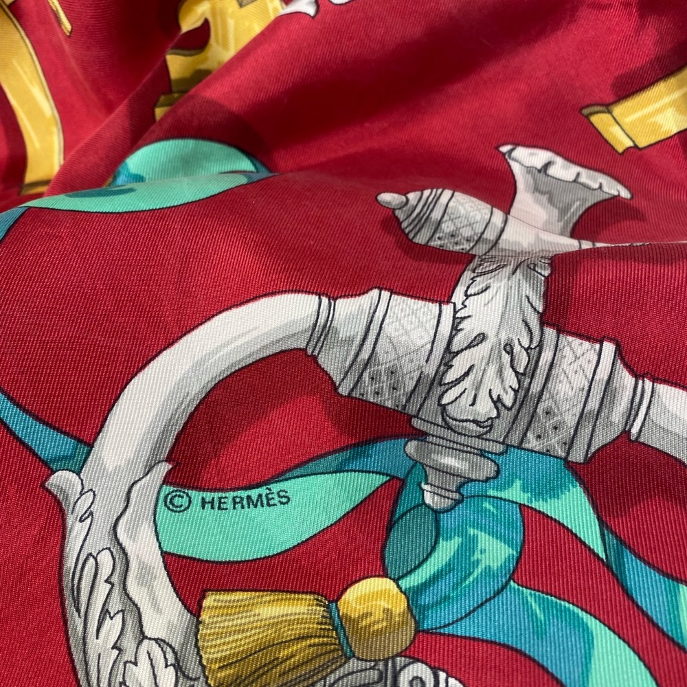 Authentic HERMES Carre 90 Scarf "FERRONNERIE" Silk Red F3516 - Picture 4 of 16